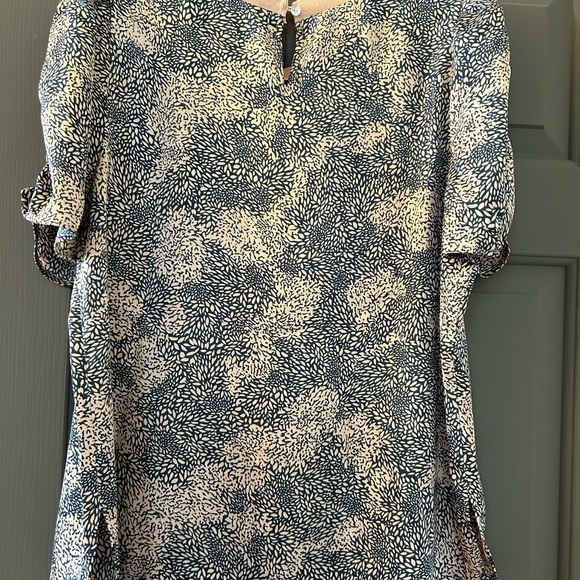 Patterned Rushed Sleeve Blouse - Picture 2 of 6